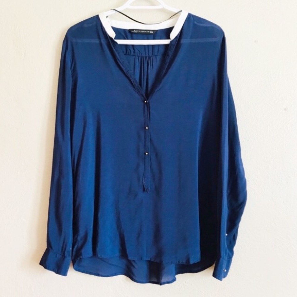 Zara Woman’s Blue Long Sleeve V-neck Blouse
